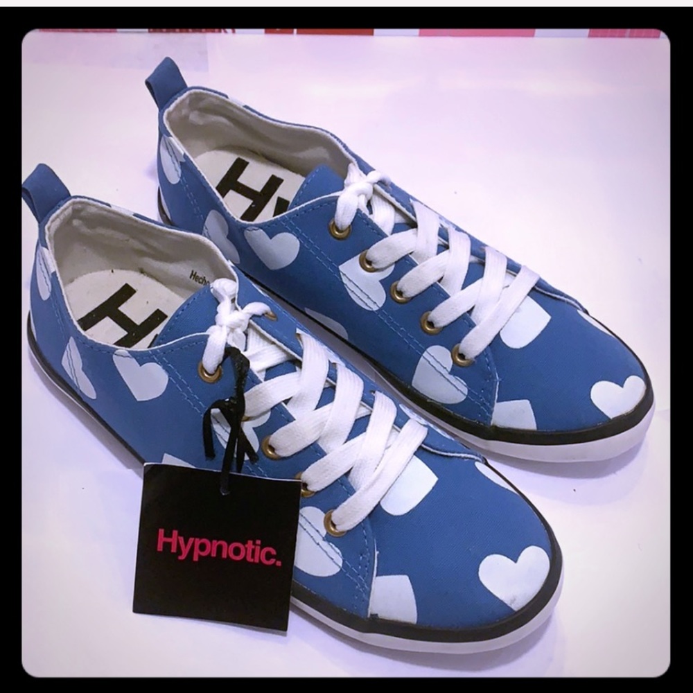 NEW/NWT Hypnotic Women”Billy” Sneaker. Size: 8 - Picture 4 of 8